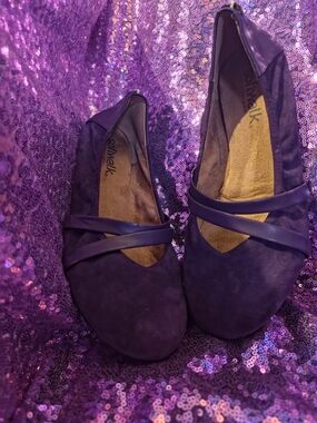 SOFTWALK Purple Suede Mary jane flats sz9.5